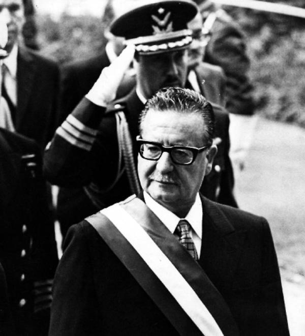 Salvador Allende gana las elecciones presidenciales en Chile-0