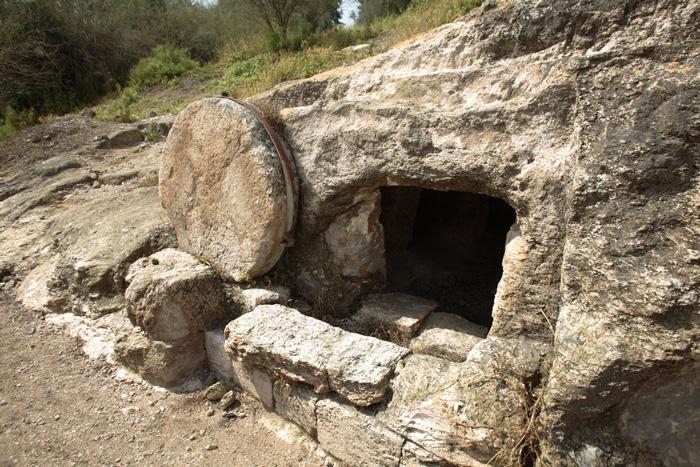 Estudio científico sugiere que Jesús fue enterrado junto a su esposa e hijo en Jerusalén-0